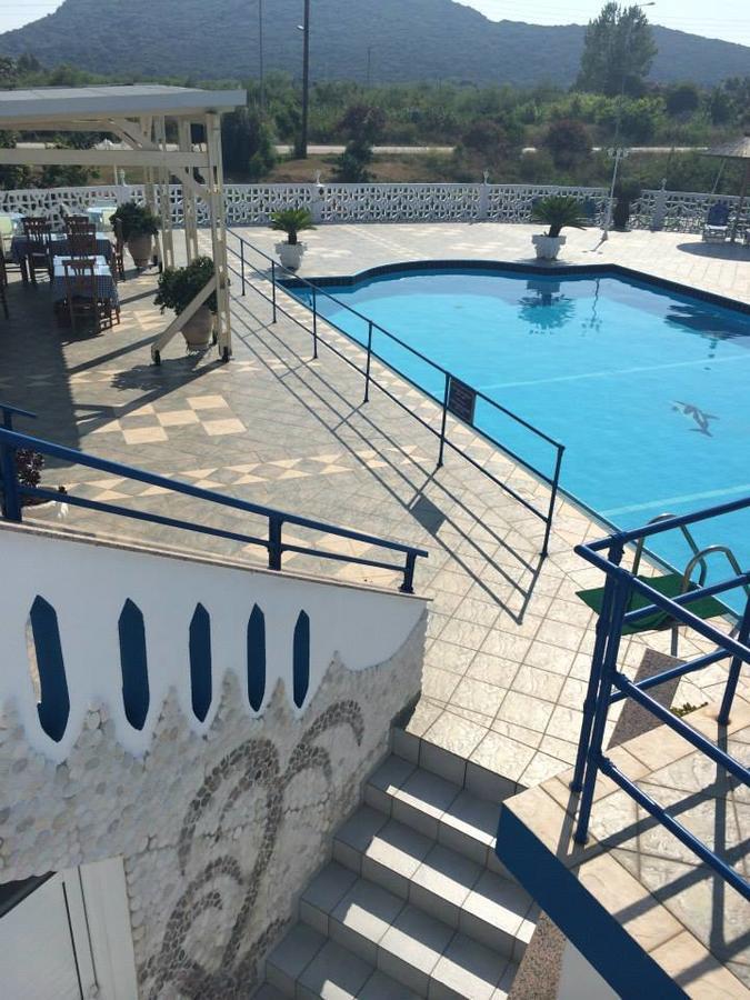 Aparthotel Gogas Palace Ammoudia Zewnętrze zdjęcie
