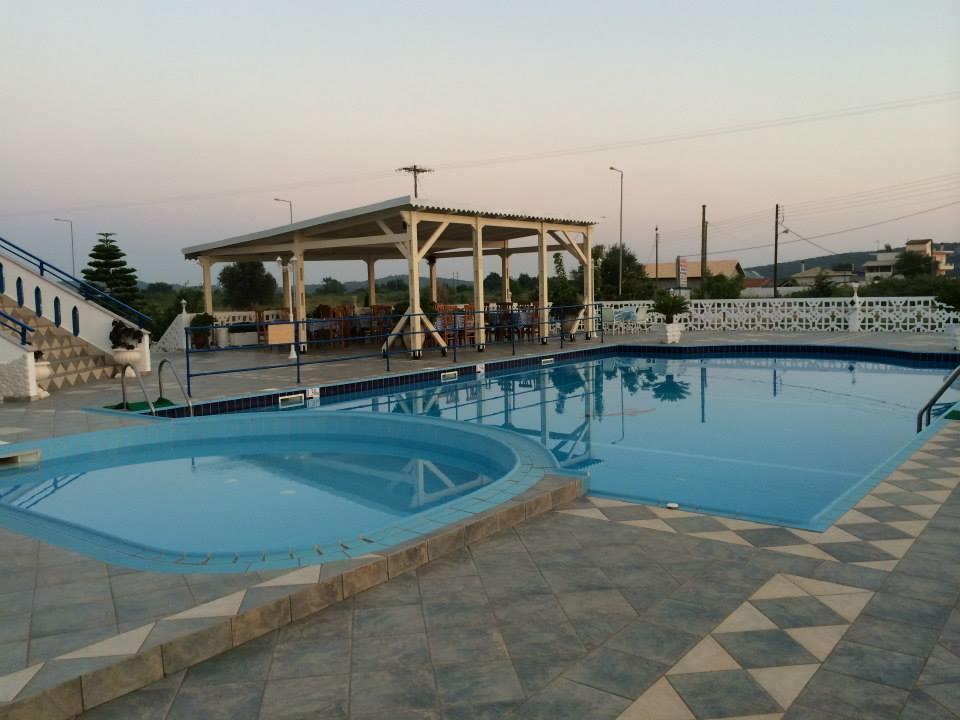 Aparthotel Gogas Palace Ammoudia Zewnętrze zdjęcie